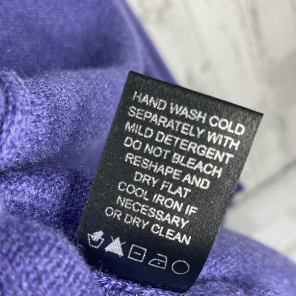 Lusso Cashmere Amethyst Purple Wrap Around Light Cardigan Style EUC Size Small - Picture 5 of 5